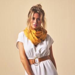 100% Soie. Foulard 180x50cm.