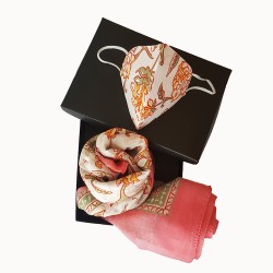 Silk mask and scarf  set.