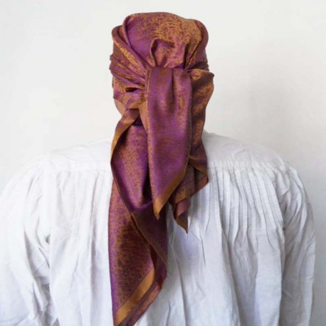 Foulard carré. 90X90 cm.